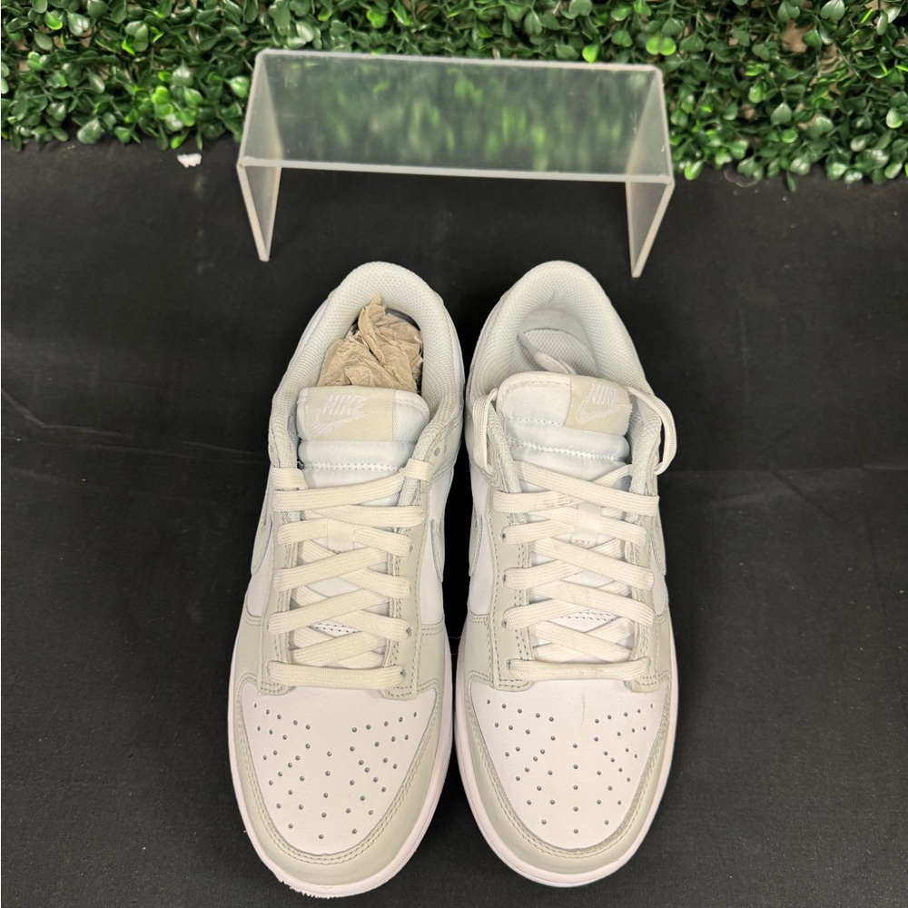 Nike Dunk Low Shoes - W7 - Picture 4 of 8
